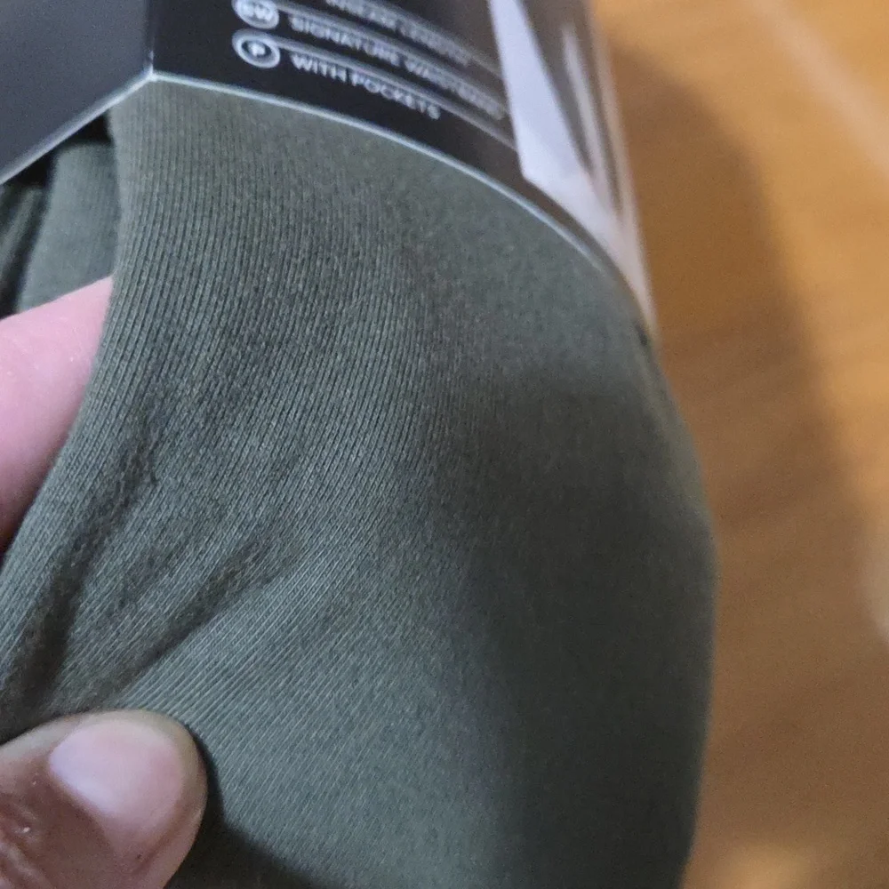 Torrid Full Length Premium Pocket Leggings - Picture 3 of 3
